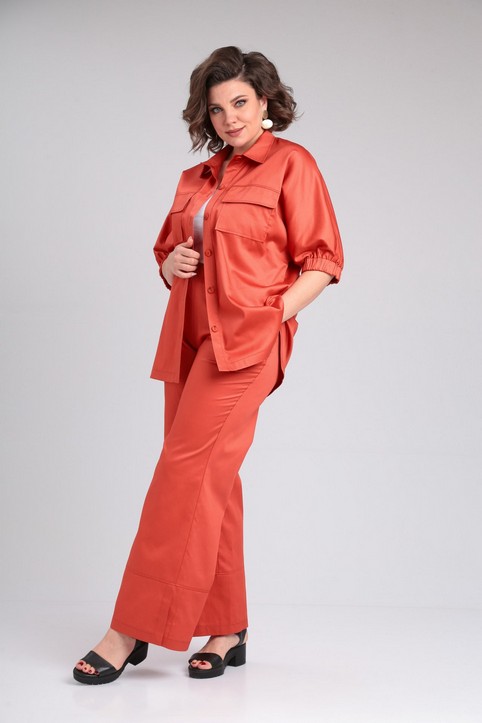 Коллекция молодежной женской одежды больших размеров белорусского бренда Anastasia Mak весна 2024